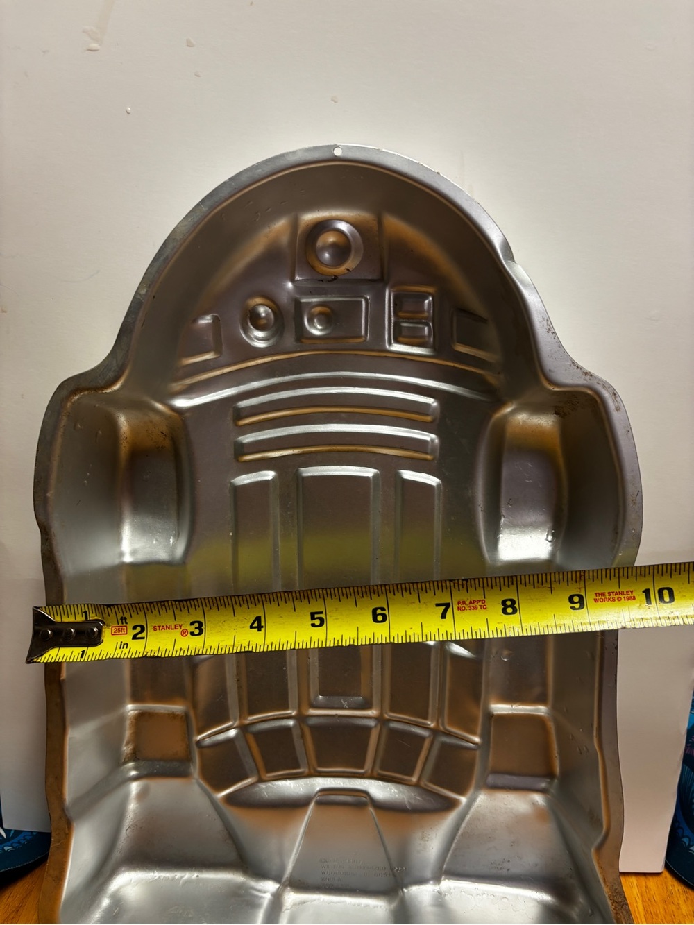 Star Wars Silver R2-D2 Shaped Bake Pan